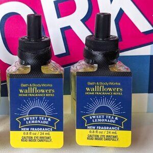 NWT - Bath & Body Works 🍋 🫖 SWEET TEA & LEMONADE 🫖🍋 Wallflower Fragrance x 2